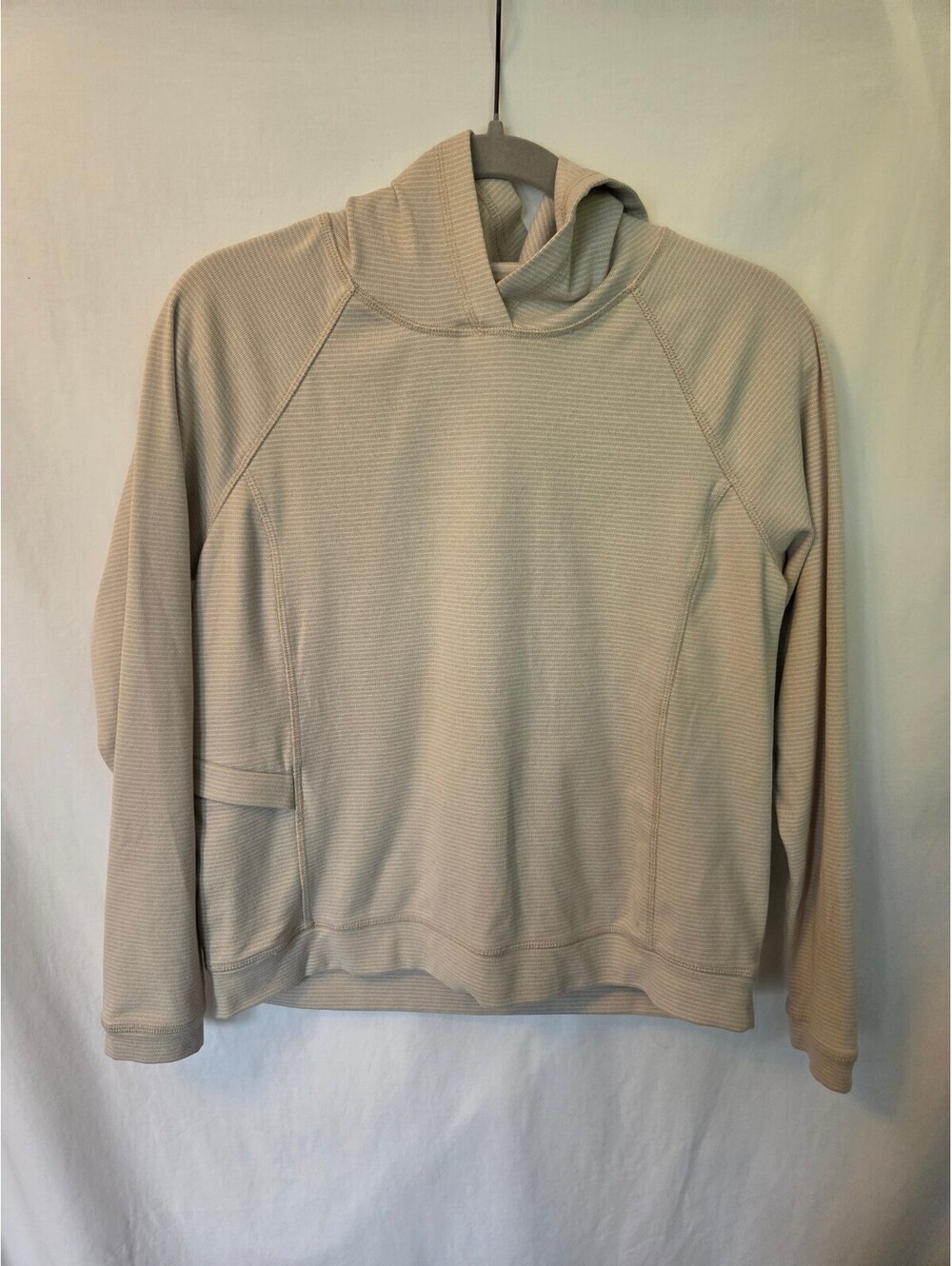 Avalanche Outdoor Supply Company Beige Hooded Pullover Sweatshirt Medium